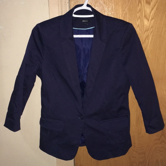 Size 6 Reitmans navy blazer - Picture 1 of 2